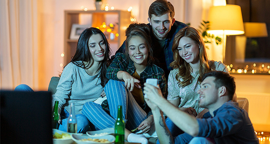 Utilizar Internet para disfrutar de películas en casa: Consejos de devolo para el streaming de vídeo Utilizar Internet para disfrutar de películas en casa: Consejos de devolo para el streaming de vídeo